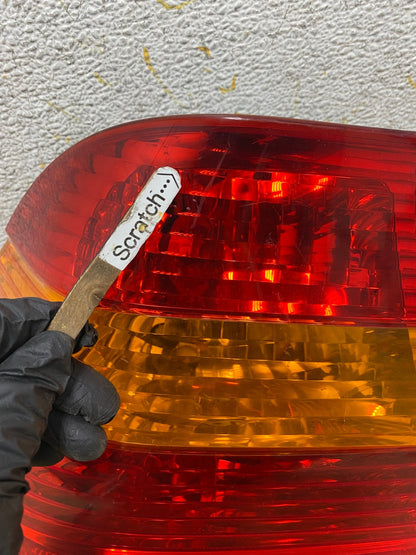 2002 - 2005 BMW 3 E46 Series Left Driver LH Side Tail Light AH8187 LK3