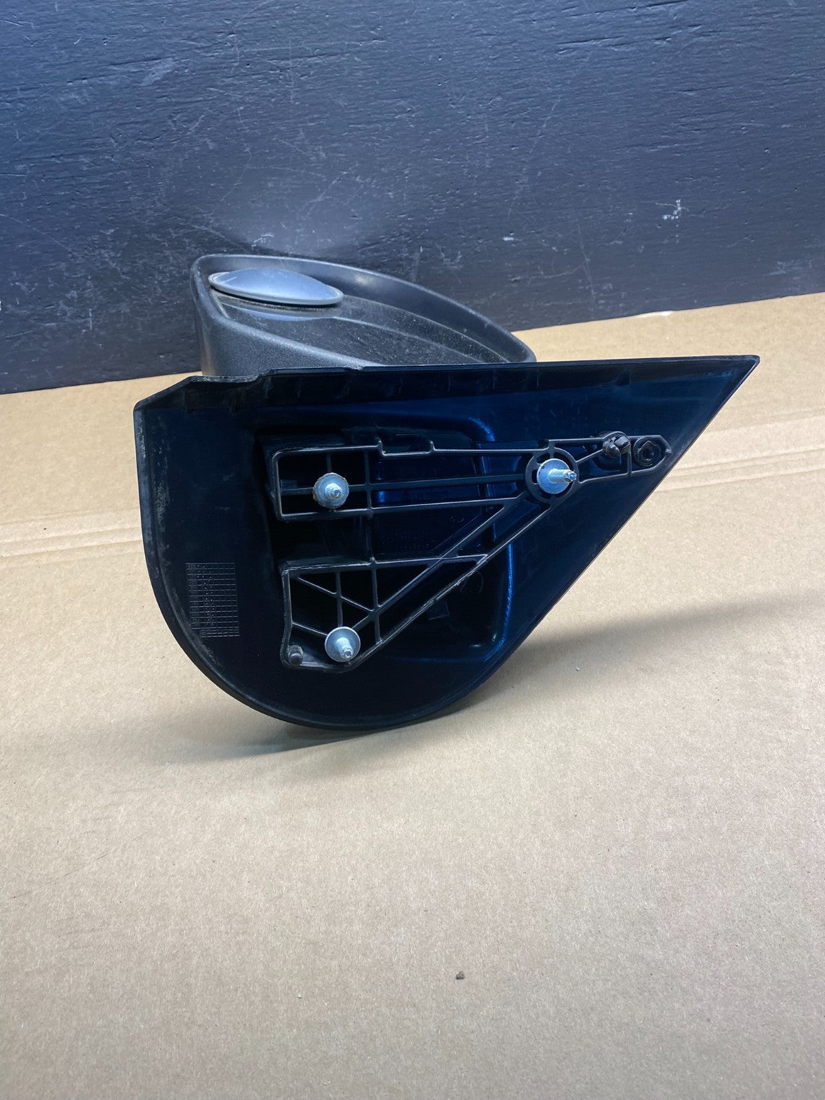 2010-2013 Chevrolet Tahoe Silverado Suburban Left Door Mirror AC4349 MS4