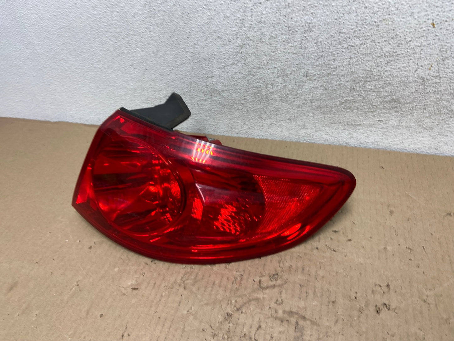 2007 2008 2009 Hyundai Santa Fe Right Passenger Rh Tail Light AG5955 LK1