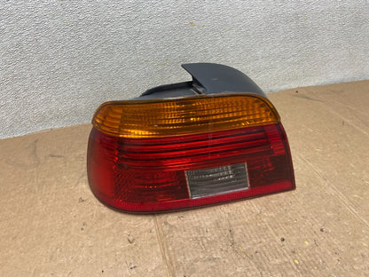 2001- 2003 BMW 5 Series E39 530i Left Driver Side Tail Light Oem AA2522 PS0