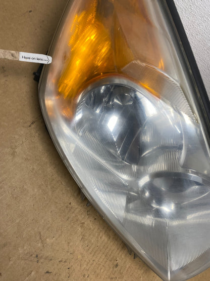 2009 - 2012 Toyota Rav4 Right Passenger RH Side Headlight Halogen AC1846 DW4