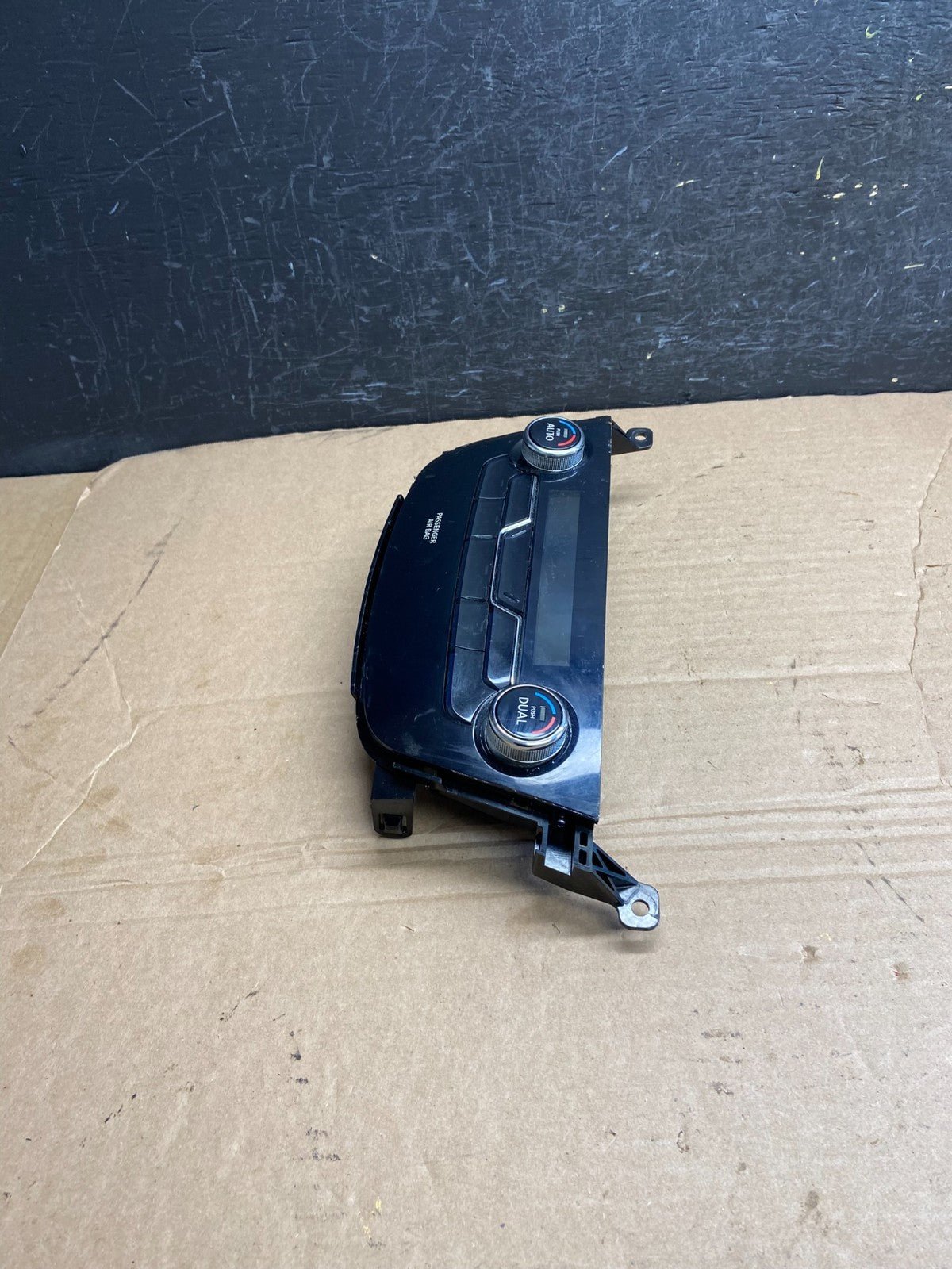 2015 - 2016 Nissan Murano Temperature Climate A/C AC Control Panel AF1876 DG2