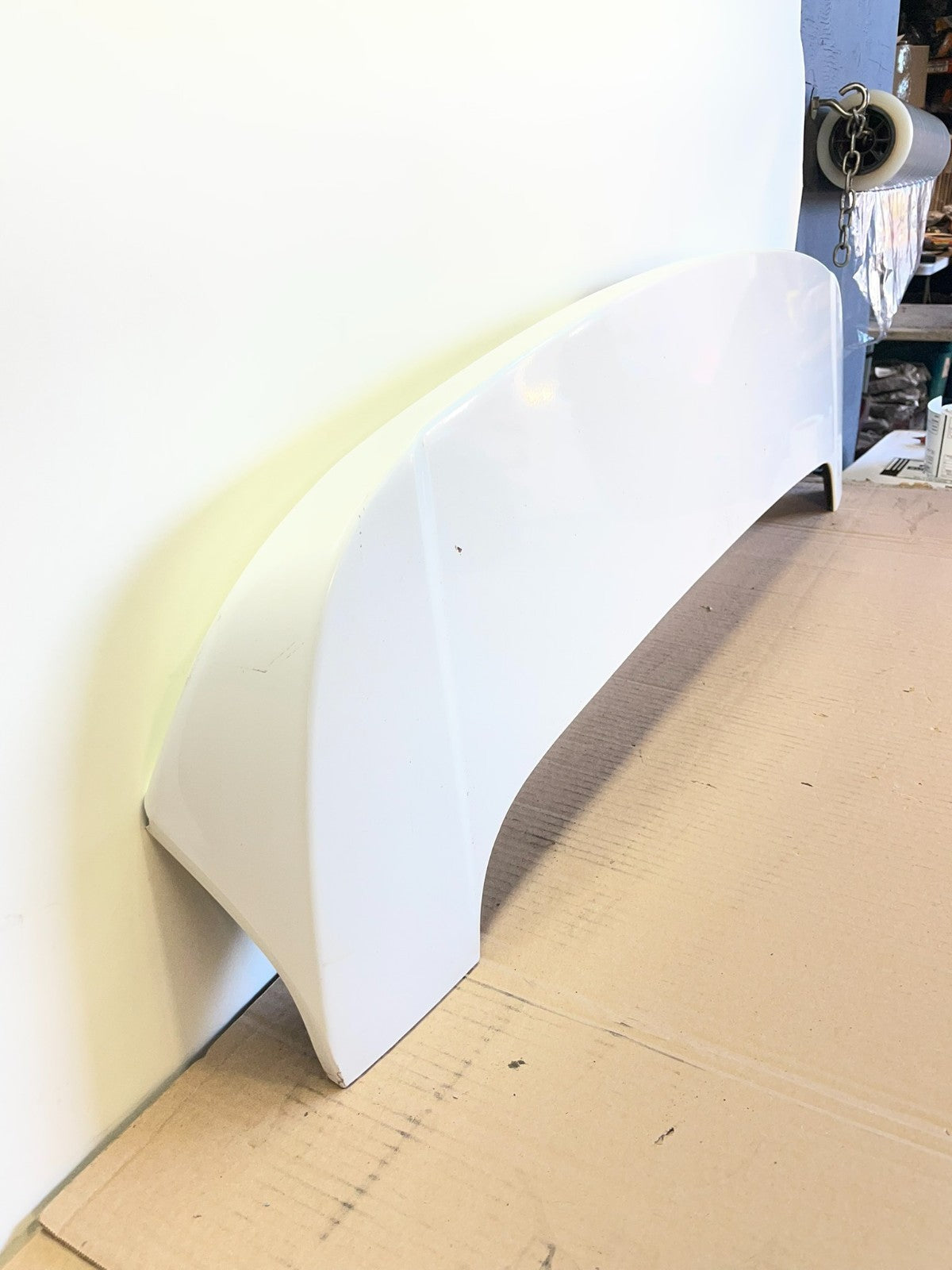 2014 - 2019 Jeep Grand Cherokee Liftgate Back Door Spoiler & Light ah0475 DG2