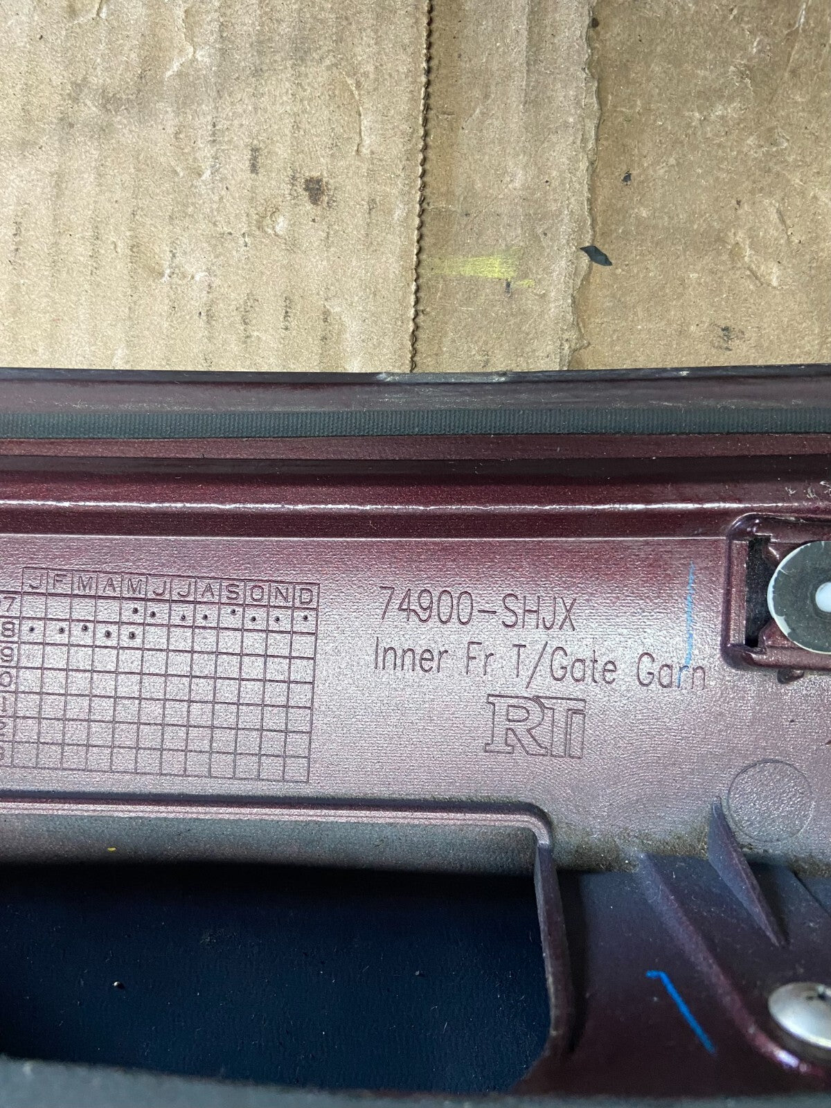 2008 2009 2010 Honda Odyssey Rear Trunk Spoiler Gate Oem  D5208 DG9