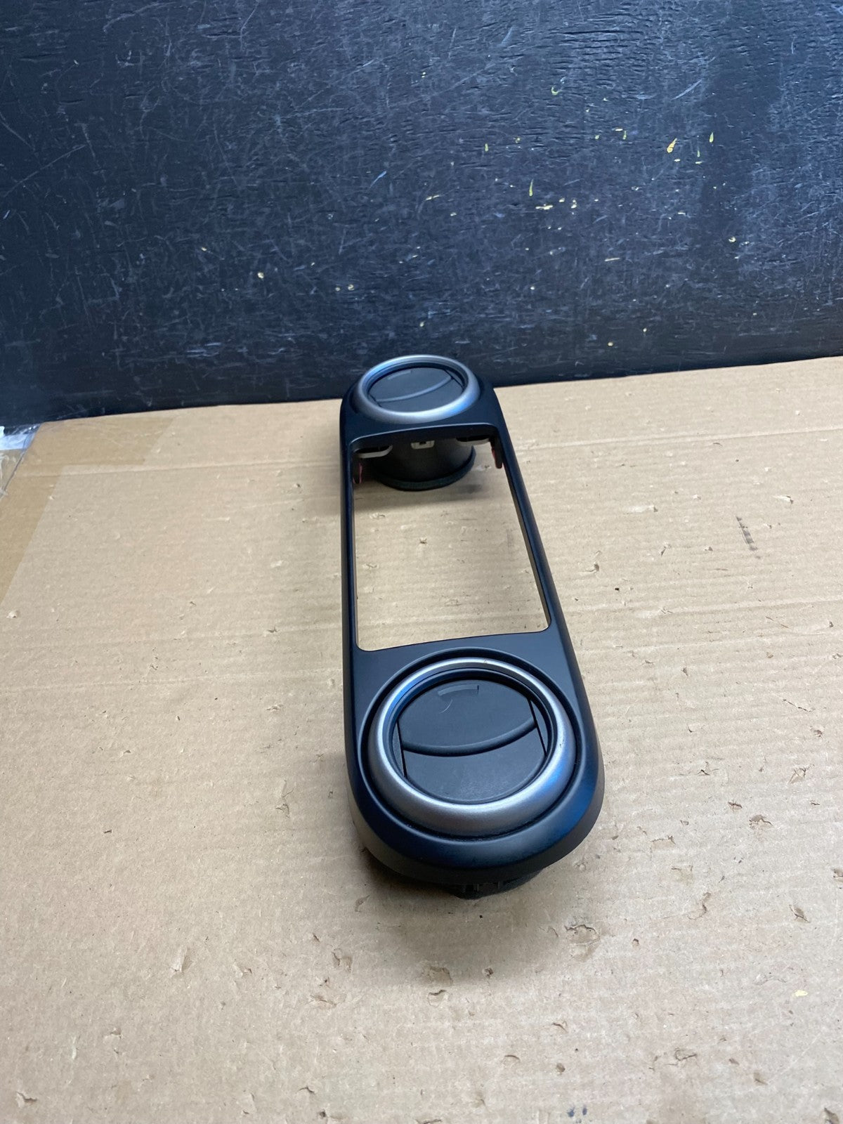 2008-2014 Scion XB Center Console Dash Radio Climate Control Bezel AG6260 DG2