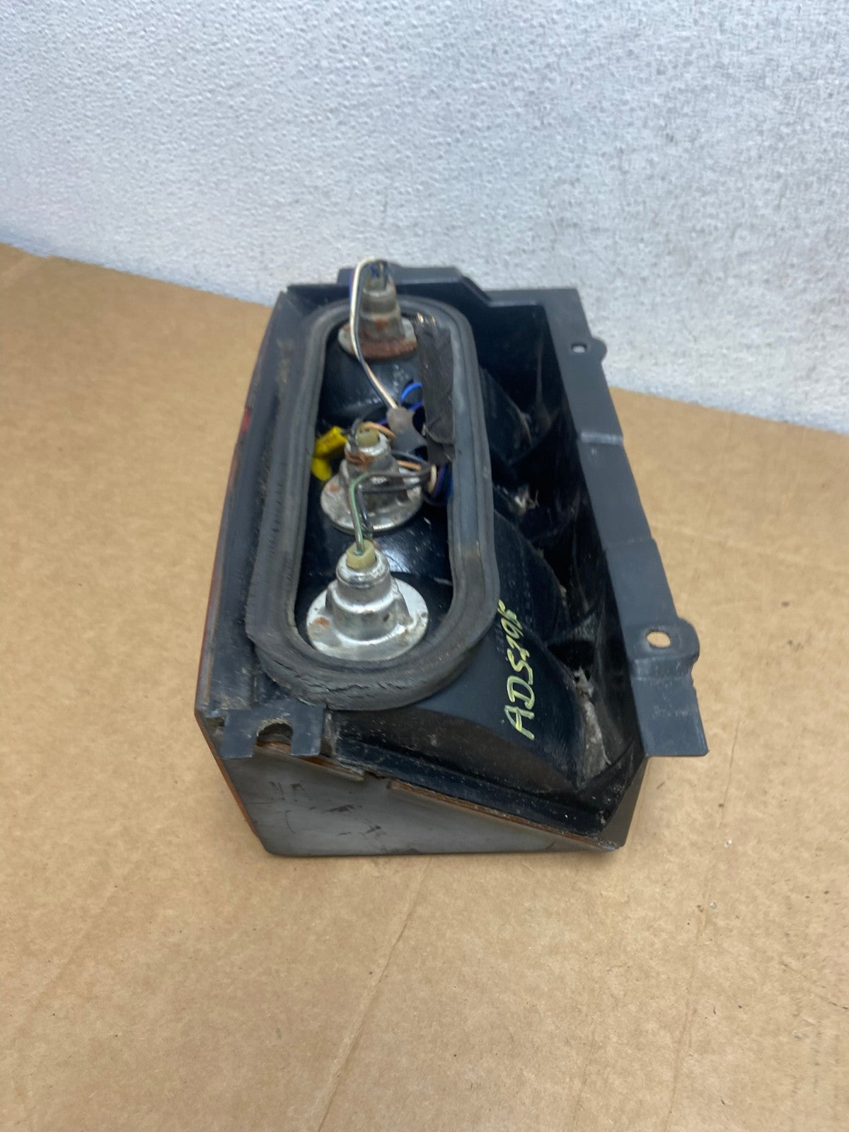 1984 to 1996 Jeep Cherokee Right Passenger RH Side Tail Light AD5298 LK6