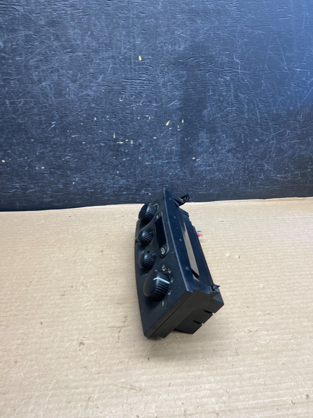 1999 to 2004 Jeep Grand Cherokee A/C Climate Control Bezel AH1567 DG2