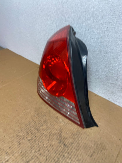 2004 2005 2006 Hyundai Elantra Sedan Left Driver LH Tail Light AE0329 LK1