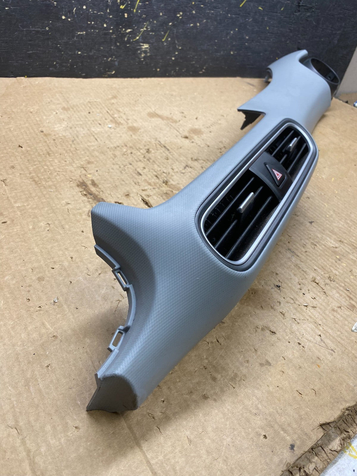 2018-2023 Hyundai Kona Dashboard Dash Center Air Vent Right Trim Cover z7227 DG1