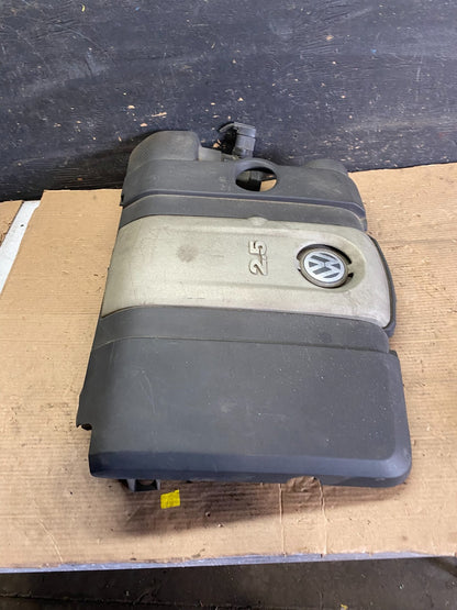 2005 to 2008 Volkswagen Jetta 2.5L Passat Jetta Engine Cover 07k129601 R5110 DG3