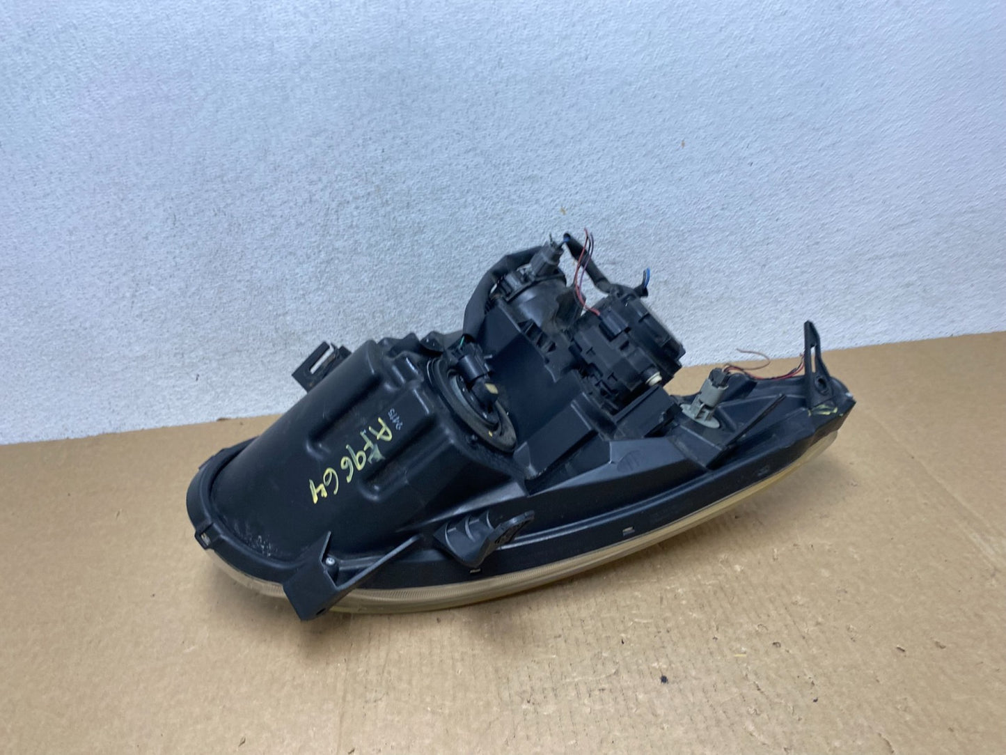 2008 to 2013 Nissan Rogue HID Xenon Headlight Left Driver Lh Side AF9664 DW7