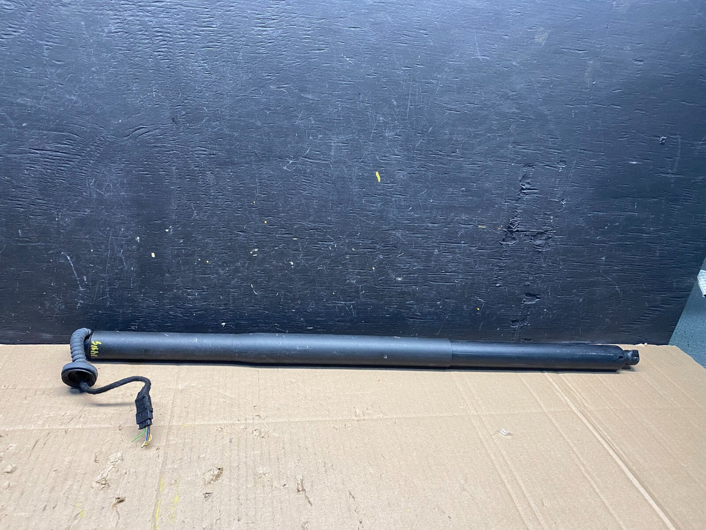 2020 to 2023 BMW X6 X6M M G06 Rear Door Liftgate Strut Shock M12950