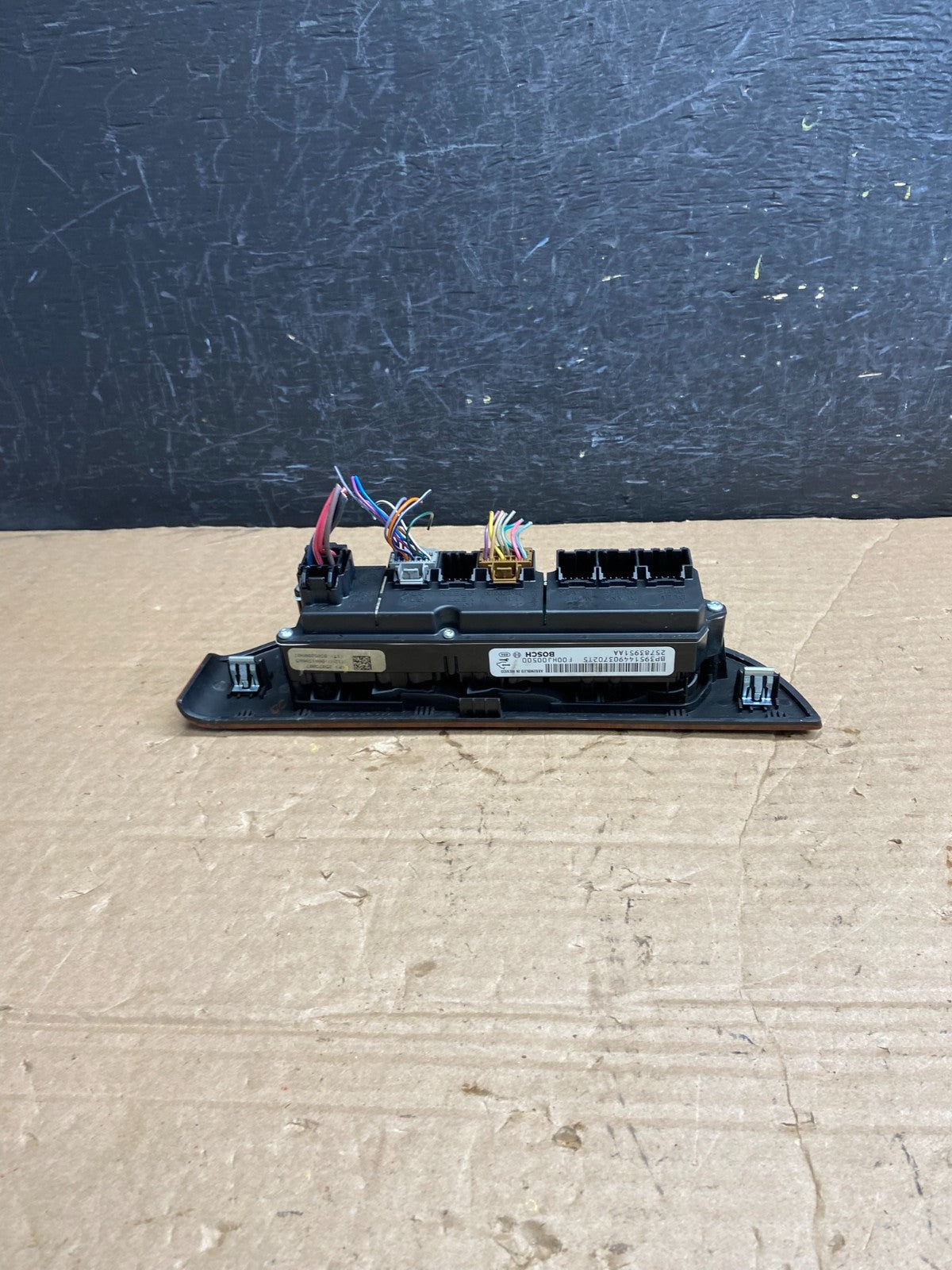 2007-2013 Chevy Suburban Tahoe Yukon Front Left Driver Window Switch AF2079 DW3