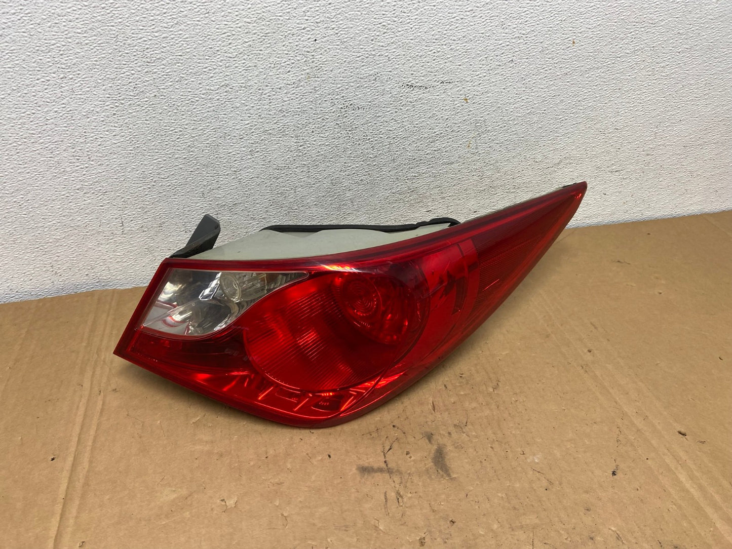 2011 2012 2013 Hyundai Sonata Right Passenger RH Tail Light AD2773 LK0
