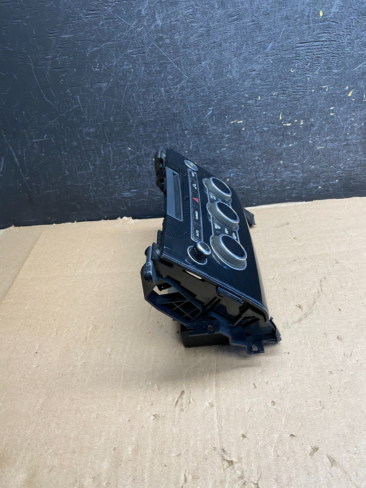 2014-2015 Land Range Rover Sport Ac Heater Climate Control AI3069 DG1