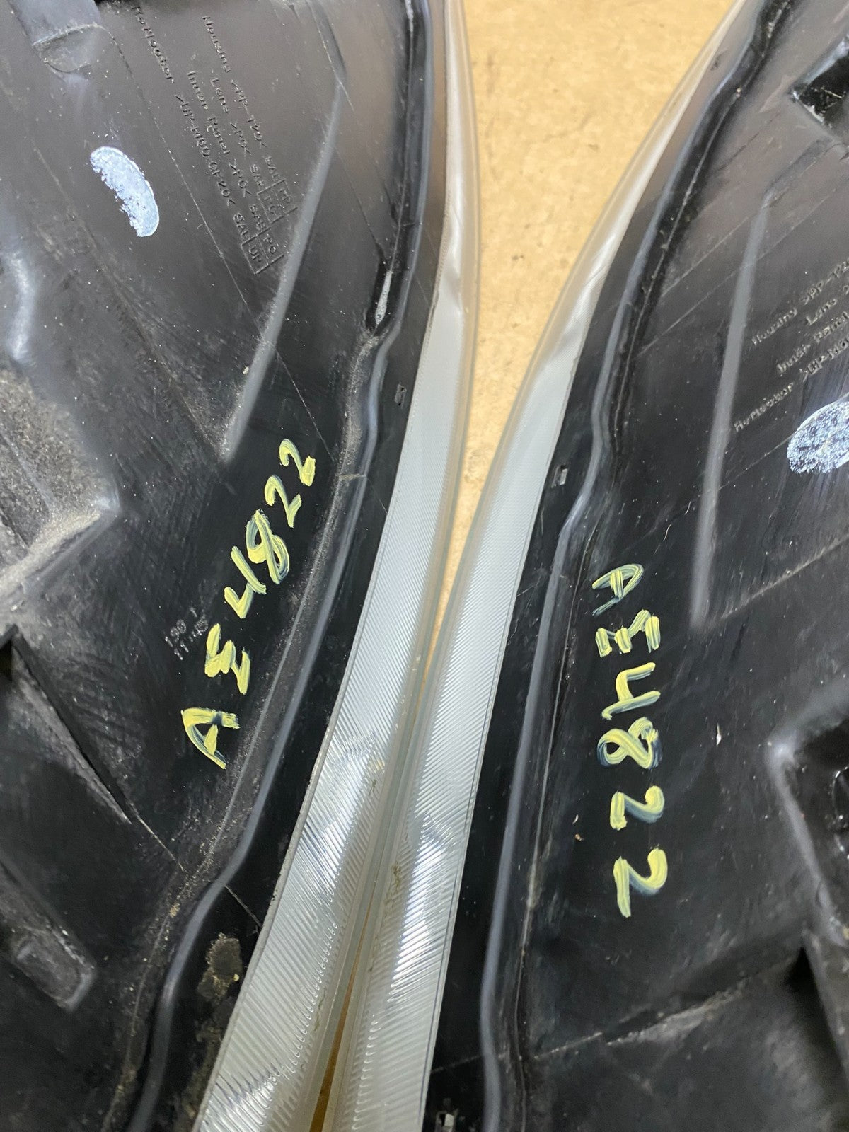 Sedan 2000 2001 Nissan Altima Headlights Left+Right AE4822 DW10
