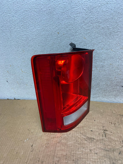 2009 to 2015 Honda Pilot Left Driver Lh Side Tail light AI8240 LK2