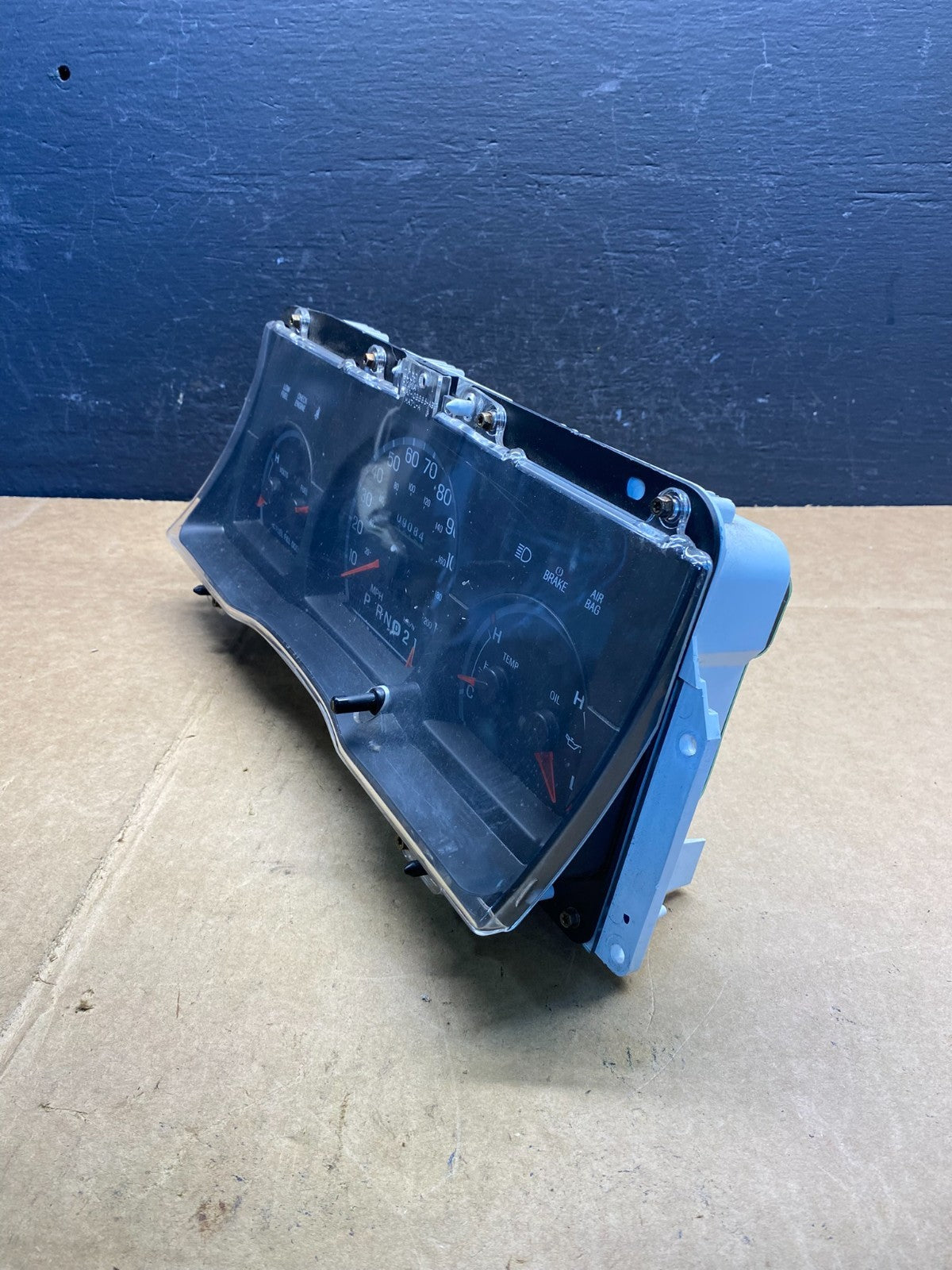 2001 to 2005 Mercury Grand Marquis Speedometer Cluster Gauge ad3691 DG2