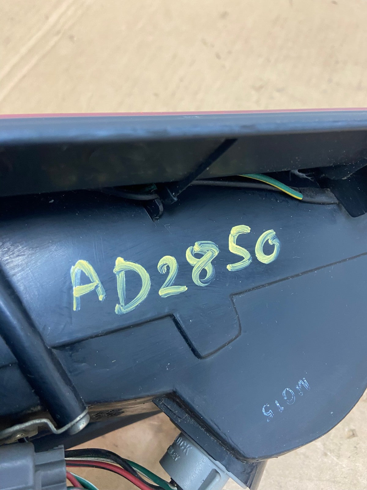 1997 1998 1999 2000 2001 Honda Crv Cr-v Left Driver Lh Tail Light AD2850 LK7