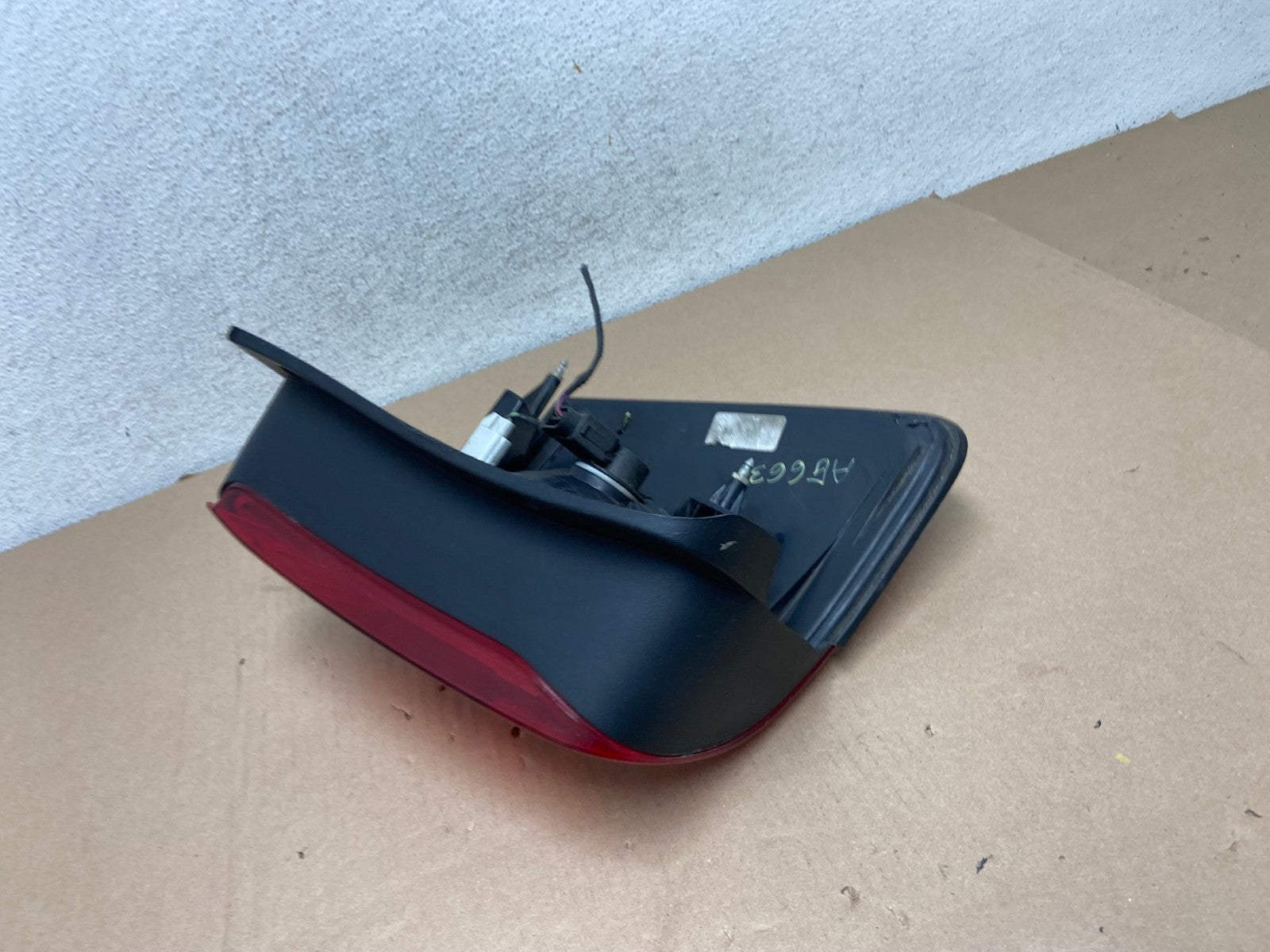 2008 to 2012 Ford Escape Right Passenger RH Side Tail Light AG6631 LK4