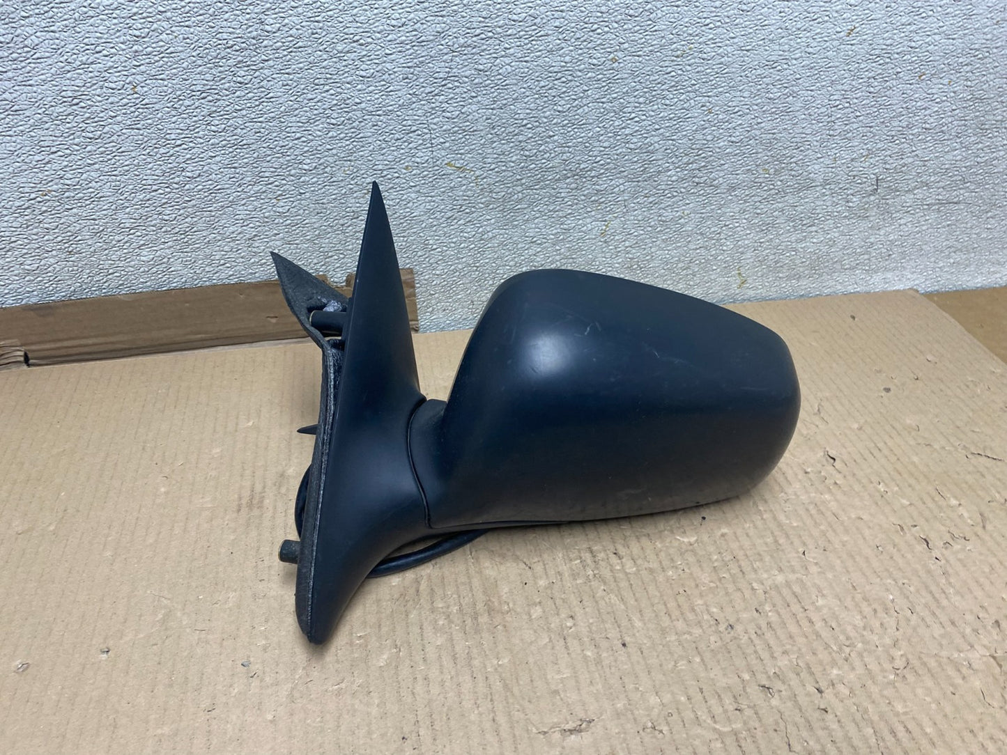 2003 to 2011 Left Driver LH View Heat Door Mirror U2669 DG0