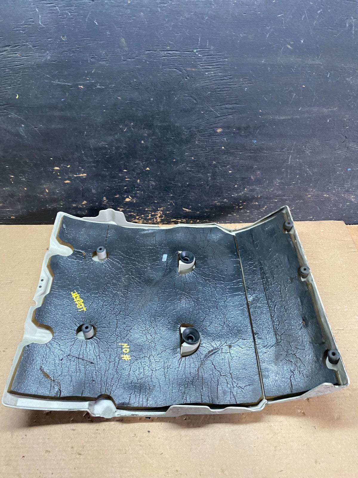 1997 to 2004 Cadillac Deville Seville Northstar Engine Motor Cover S1426 DG6