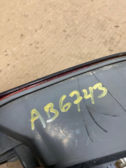 1997 - 1999 Toyota Camry Tail Light Right Passenger Rh Side OEM AB6743 LK5