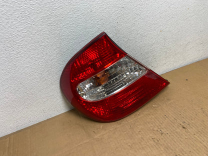 2002 2003 2004 Toyota Camry Left Driver LH Side Tail Light AD0939 LK2