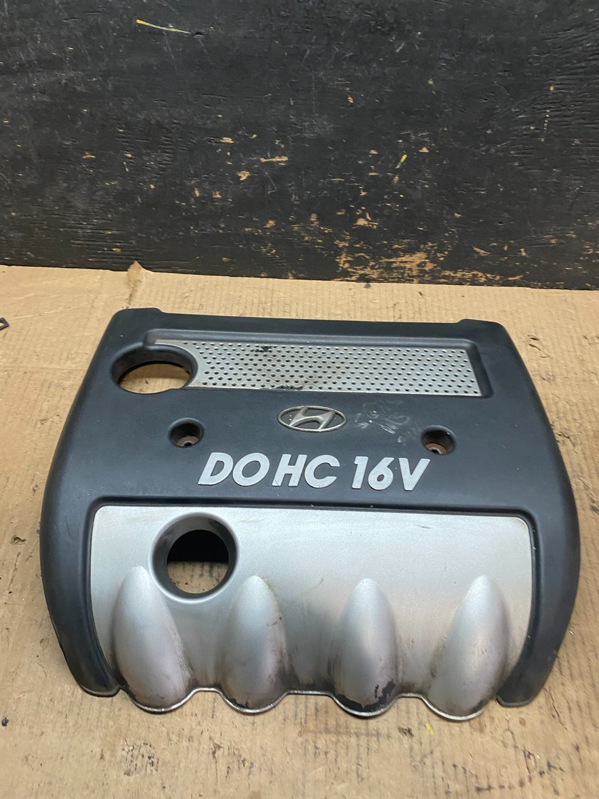 2005 2006 2007 Hyundai Sonata Engine Motor Cover U6128 DG0