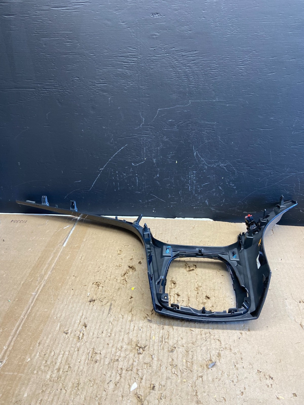 2013-2016 Ford Escape  Center Dash Radio Gear Shifter Panel Bezel Trim AB5889 DG5