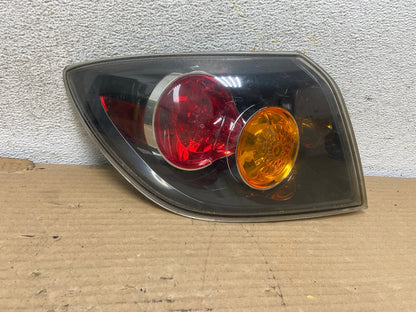 2004 2005 2006 Mazda 3 Hatchback Left Driver LH Side Tail Light AH0630 LK0