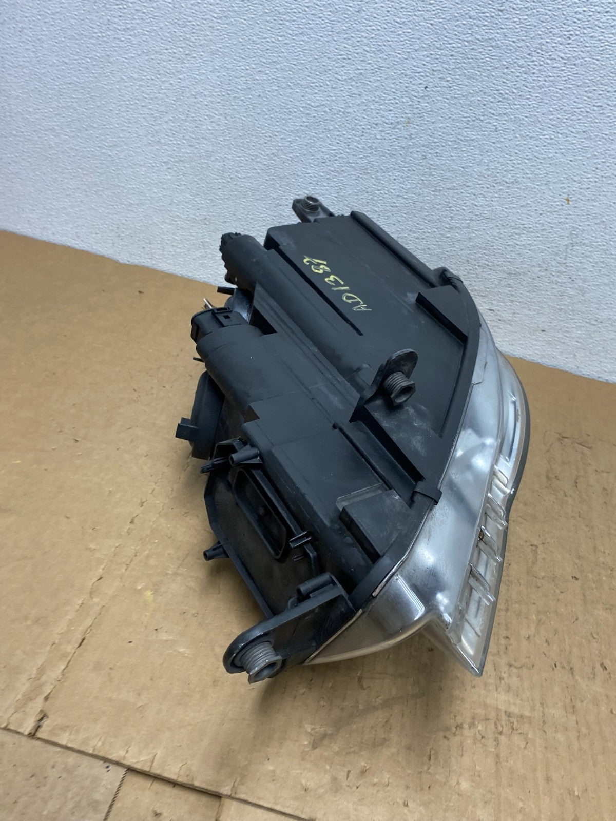 2009 to 2012 Volkswagen CC Right Passenger RH Headlight Halogen AD1387 DW8