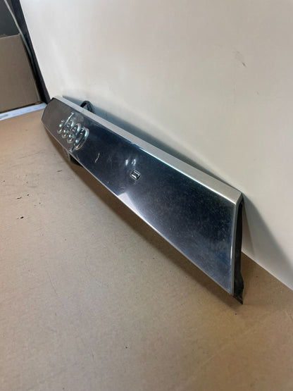 2011-2013 Jeep Grand Cherokee Liftgate Garnish Molding Trim W/ Camera AI4189 DG1