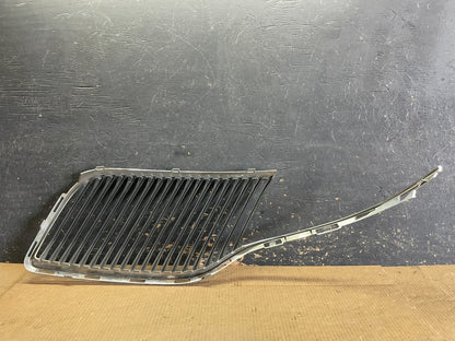 2013 to 2016 Lincoln MKT Right Passenger Side Grille Grill OEM ab2854 DG3