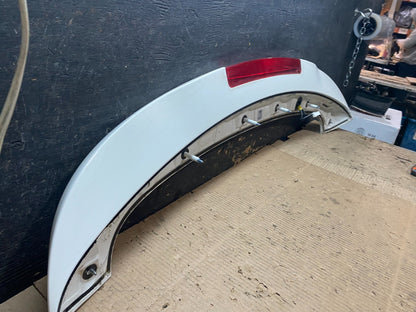 2015 to 2020 Kia Sedona Rear Trunk Spoiler Wing Oem W6091 DG10