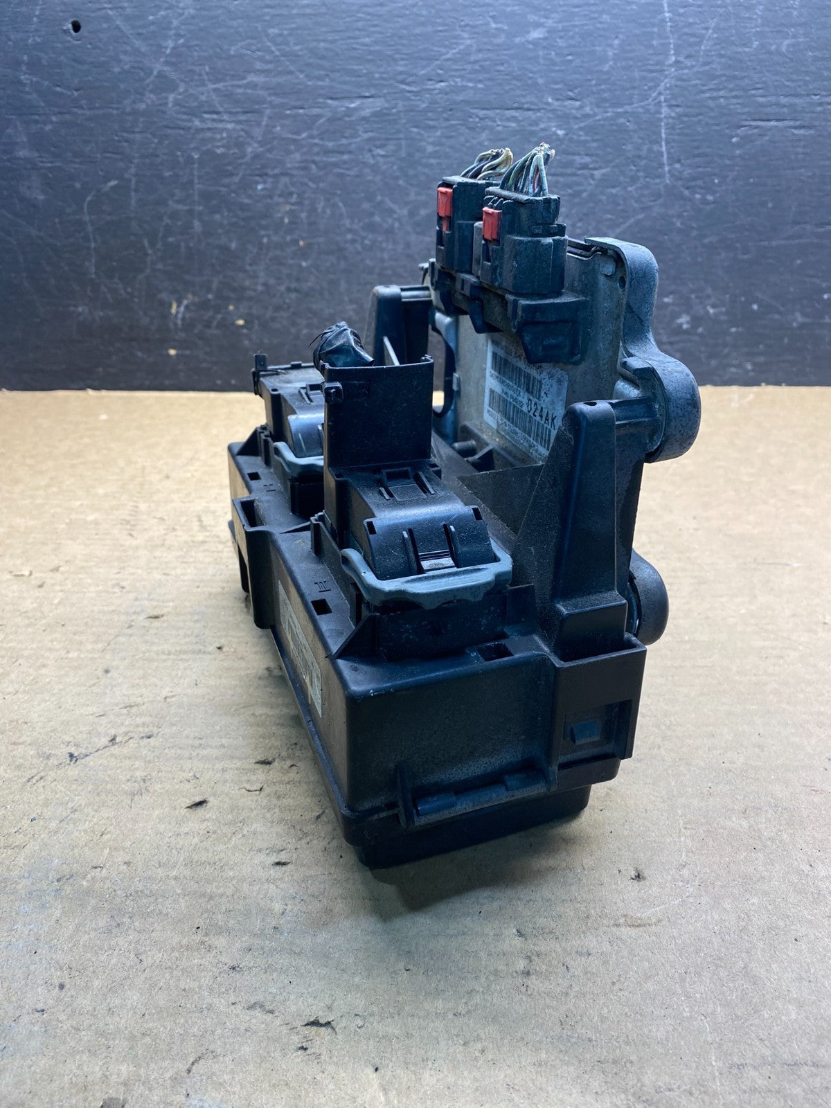 2006 Jeep Grand Cherokee Integrated Power Fuse Box 04692085ab ae0014 DG3