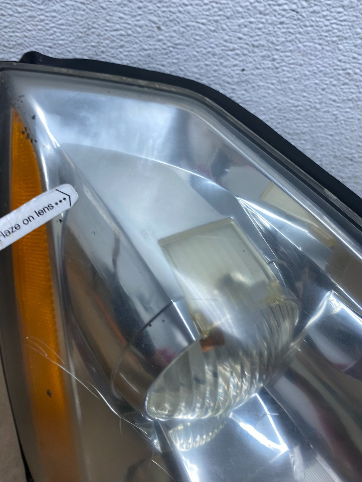 2006 to 2011 Cadillac DTS Right Passenger RH Side Xenon Hid Headlight AE61374