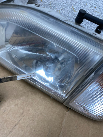 1999-2004 Nissan Pathfinder Left+Right Side Set Halogen Headlights AI2646 DW4