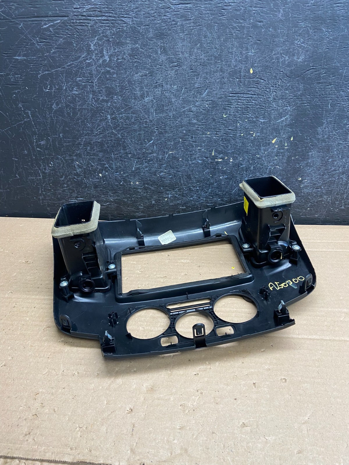 2013-2021 Nissan NV200 Center Console Radio Climate Control Air Vent AG0300 DG5