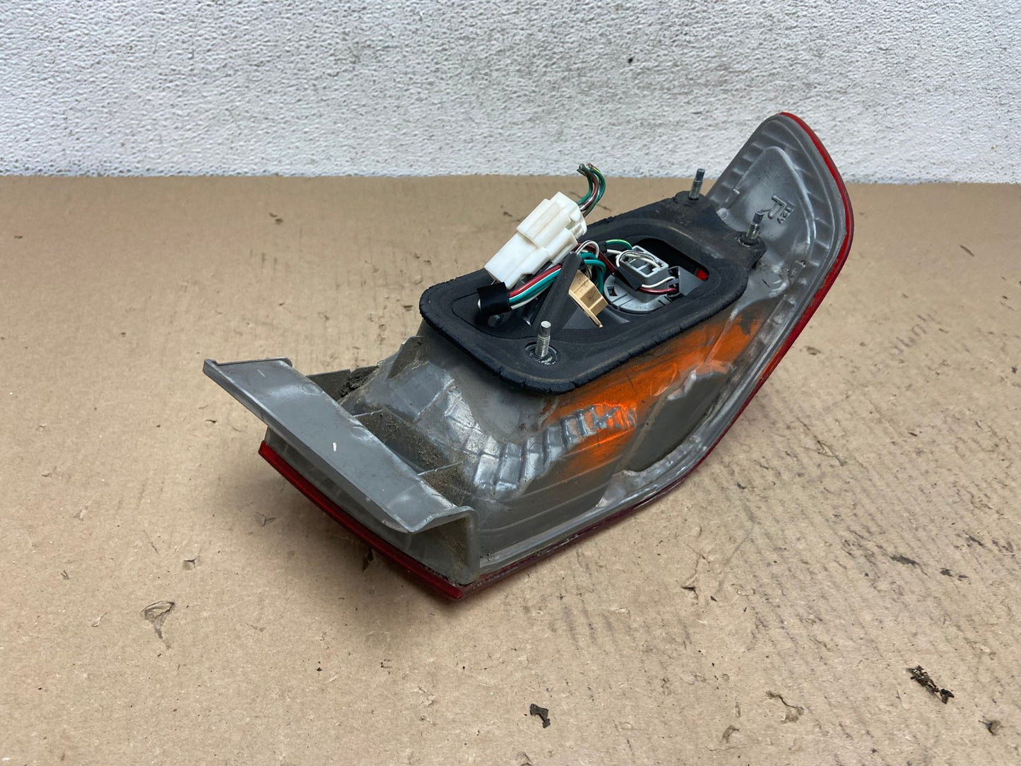 2000 to 2001 Toyota Camry Right Passenger Rh Tail Light AF4273 LK5