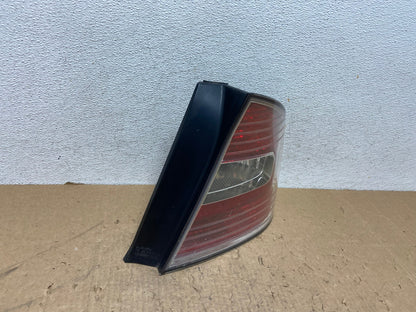 2005 to 2007 Subaru Legacy Outback Right Passenger RH Tail Light AG1452 LK2