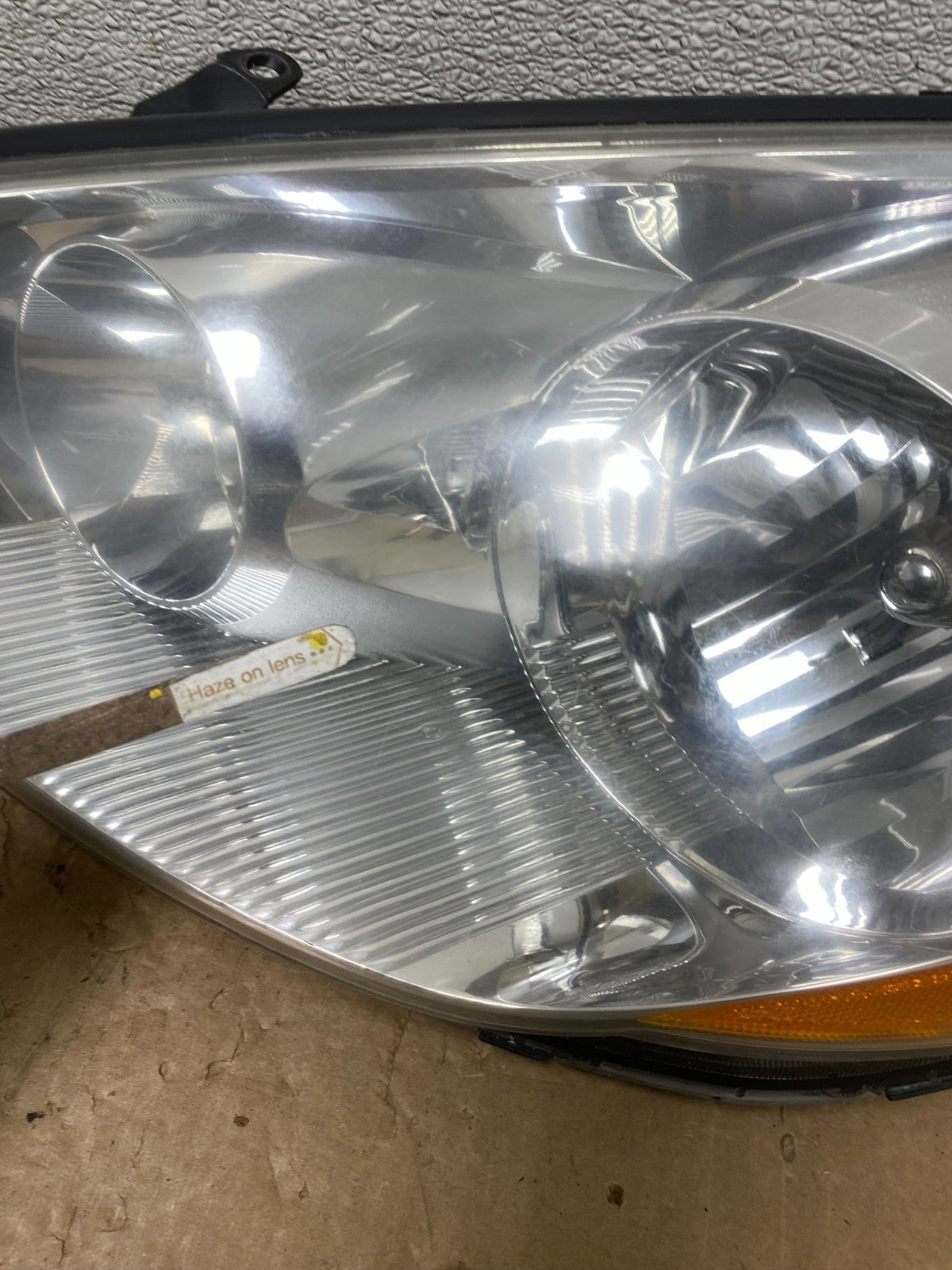 2006 to 2010 Toyota Sienna Left+Right Side Set Headlights Halogen V4560 DW10