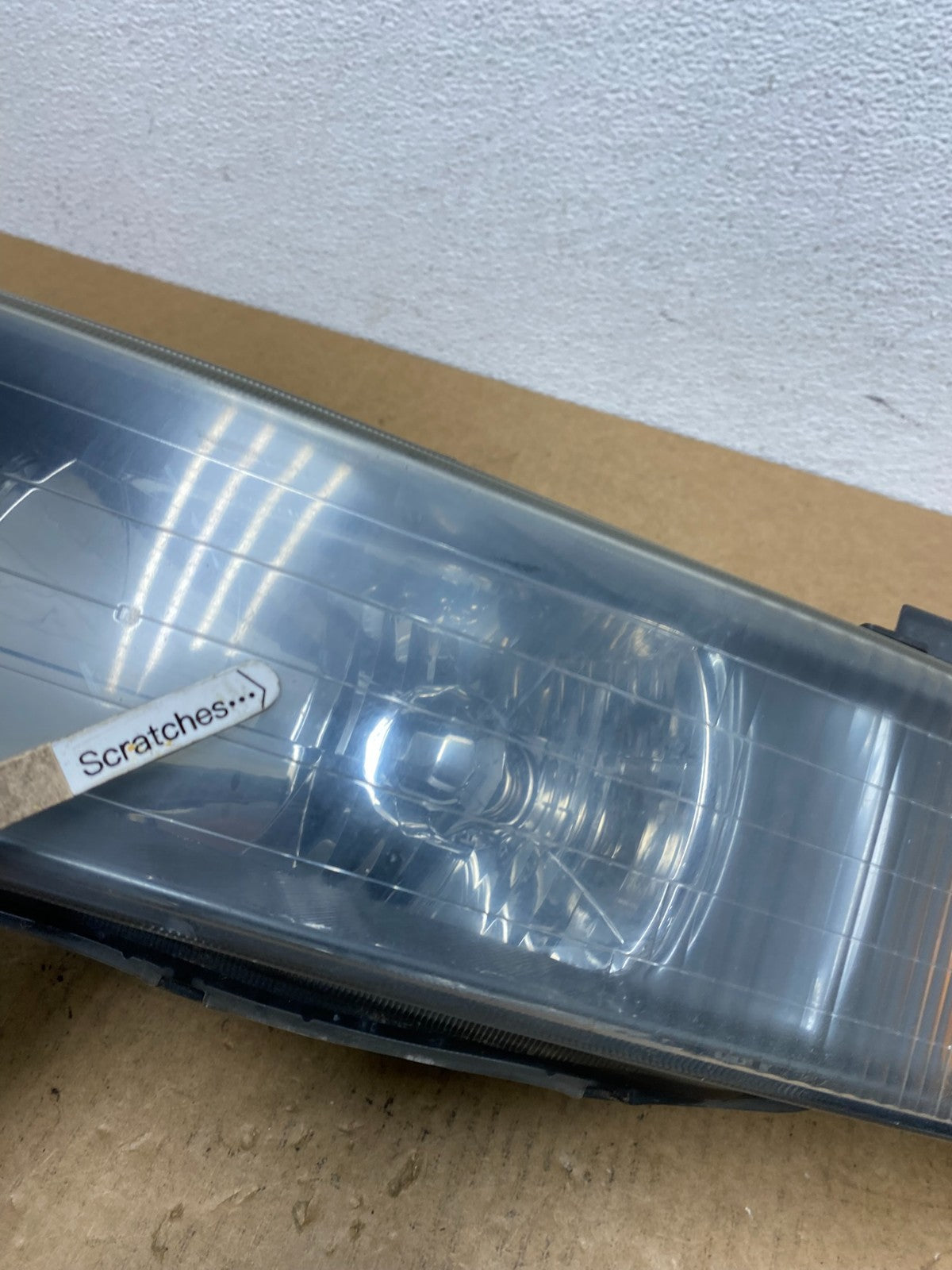2002 to 2003 Mitsubishi Galant Left Driver LH Side Headlight AC2962 DW3