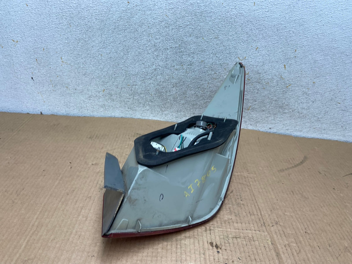 2011 2012 2013 Hyundai Sonata Left Driver LH Side Tail Light AI7805 LK6