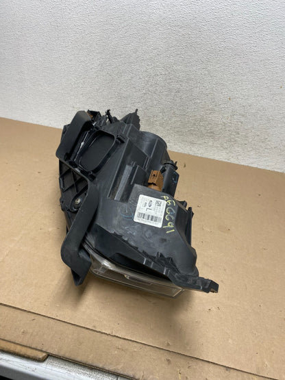 2013 to 2019 Ford Taurus Left Driver LH Side Headlight Halogen AG6691 DW5