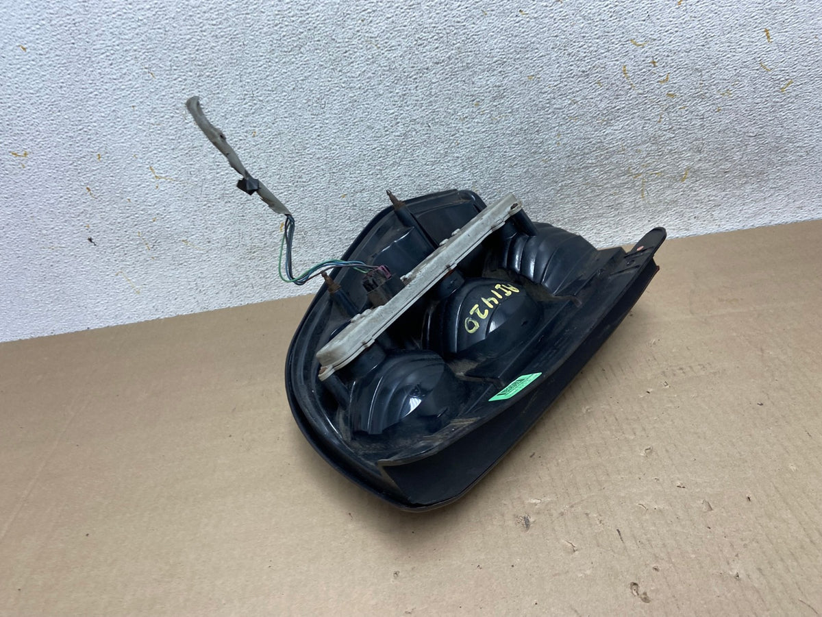 2002 to 2009 Chevrolet Trailblazer Left Driver LH Side Tail Light AI1420 LK6