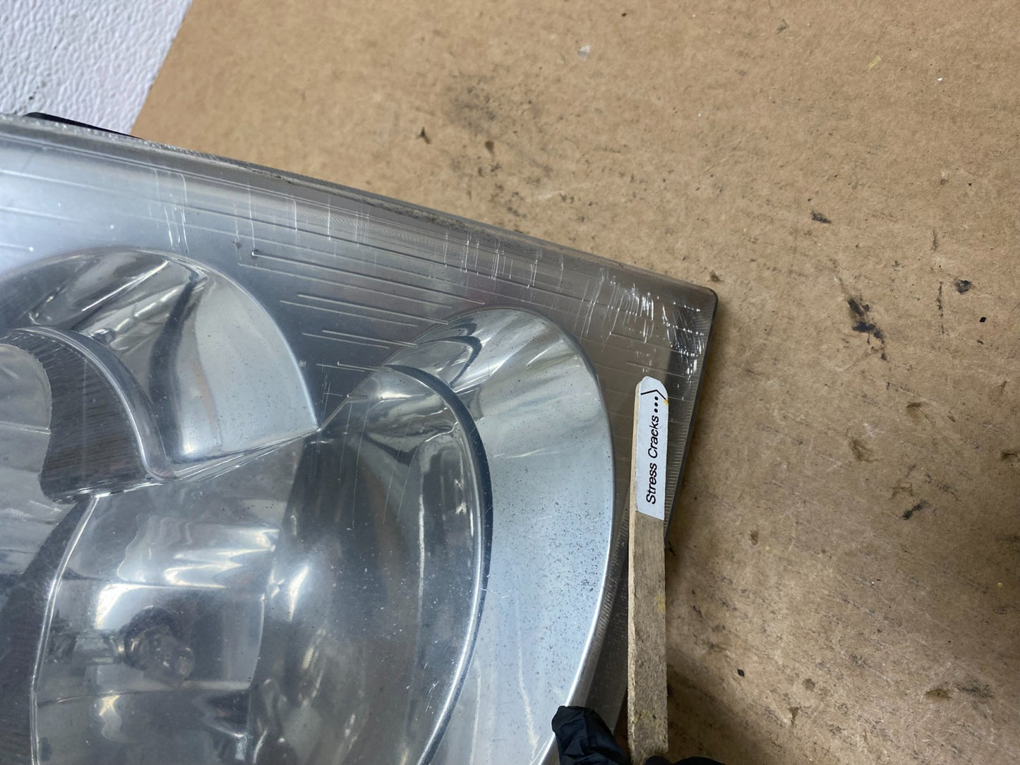 2002 to 2009 Gmc Envoy Right Passenger RH Side Headlight Halogen AC3407 DW3