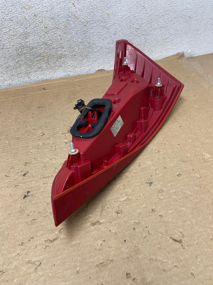 2009 to 2012 Audi Q5 Left Driver LH Side Tail light AH8931 LK6