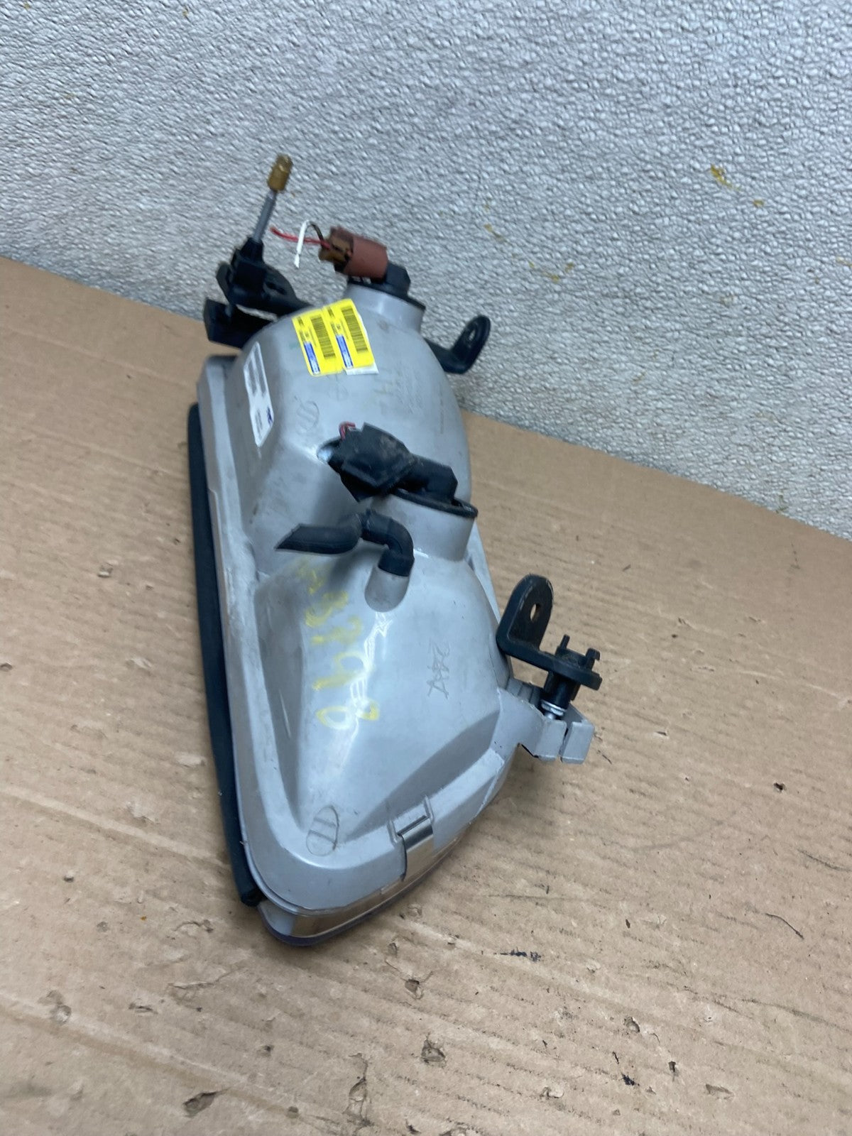 2000 to 2001 Toyota Camry Front Left Driver Side Headlight TYC AA8798 DW5