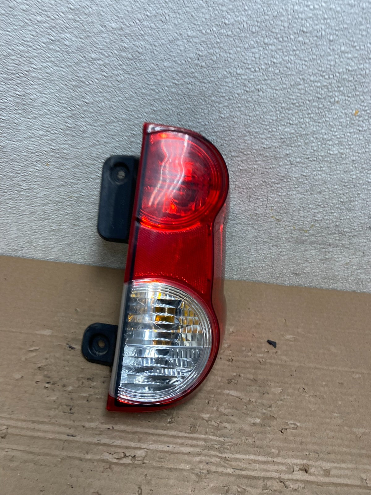 2013 to 2017 Nissan NV200 Right Passenger RH Side Tail Light AB1213 LK2